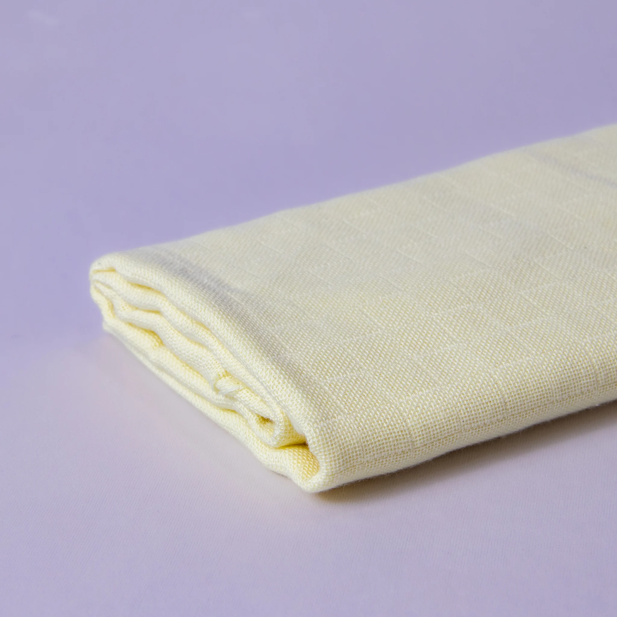 FRALDA MABBER  (0,50x0,80) - Amarelo Bebê