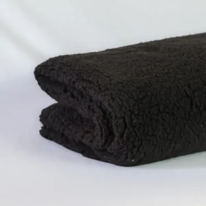 alpaca-preto.webp